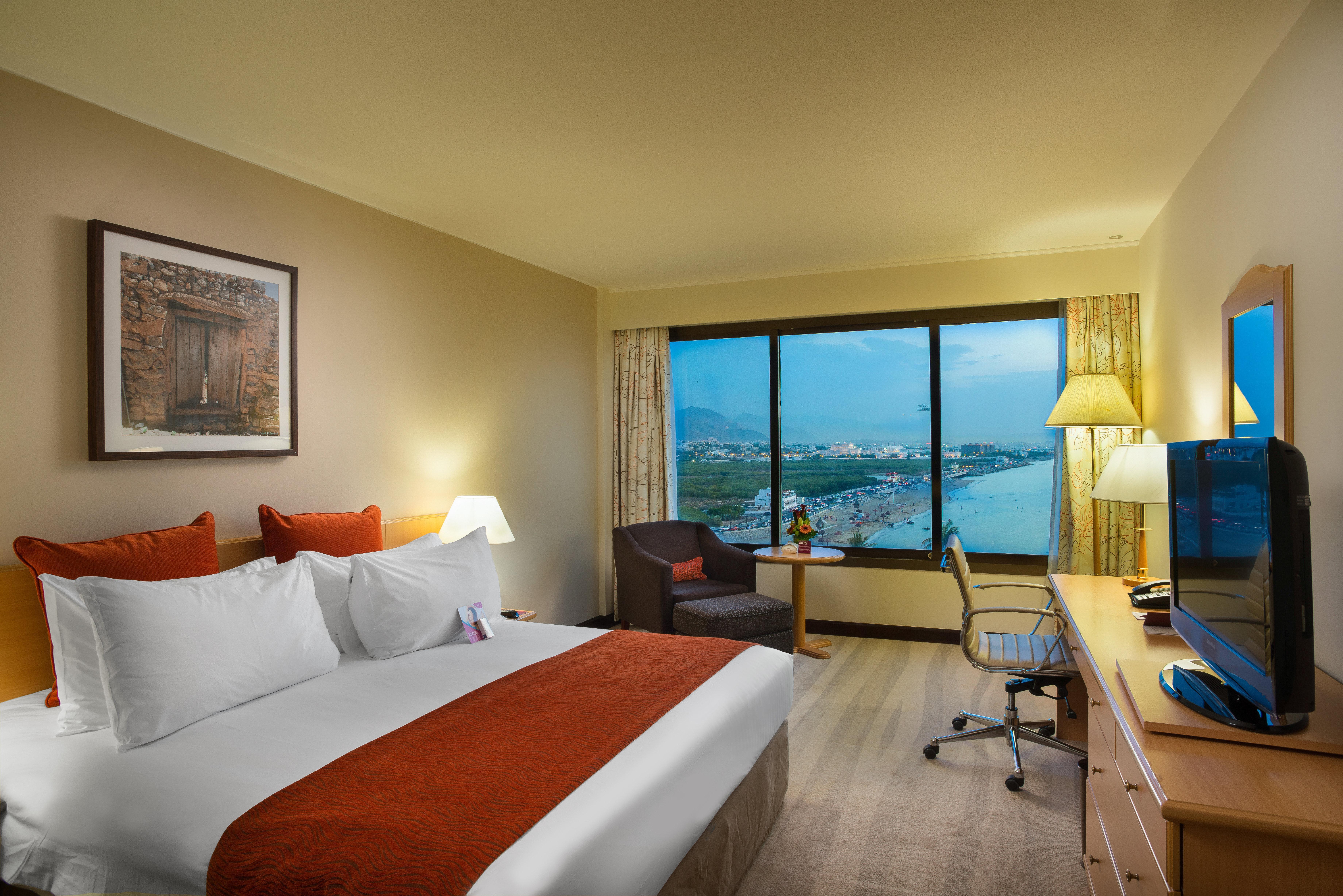 Crowne Plaza Muscat By Ihg Ξενοδοχείο Εξωτερικό φωτογραφία